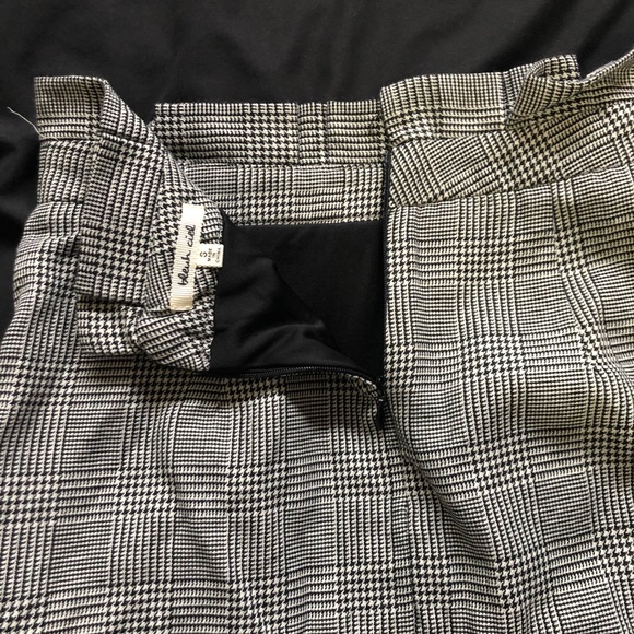 Plaid skirt - Picture 4 of 5